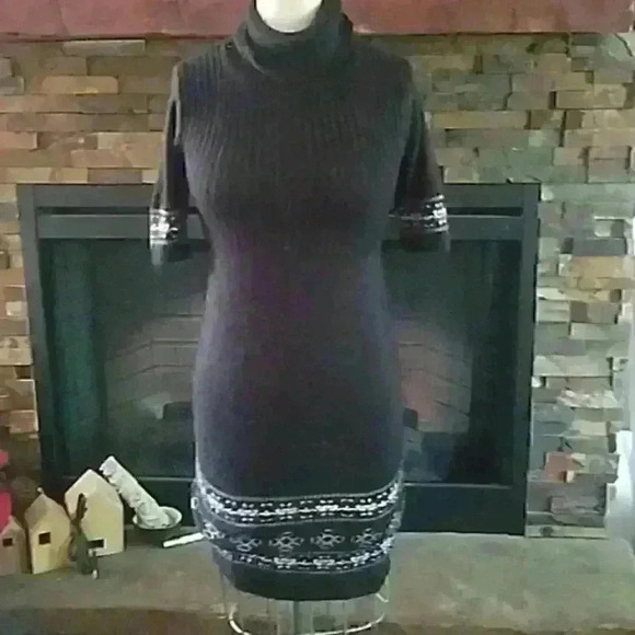 Turtleneck sweaterdress. - Picture 1 of 2